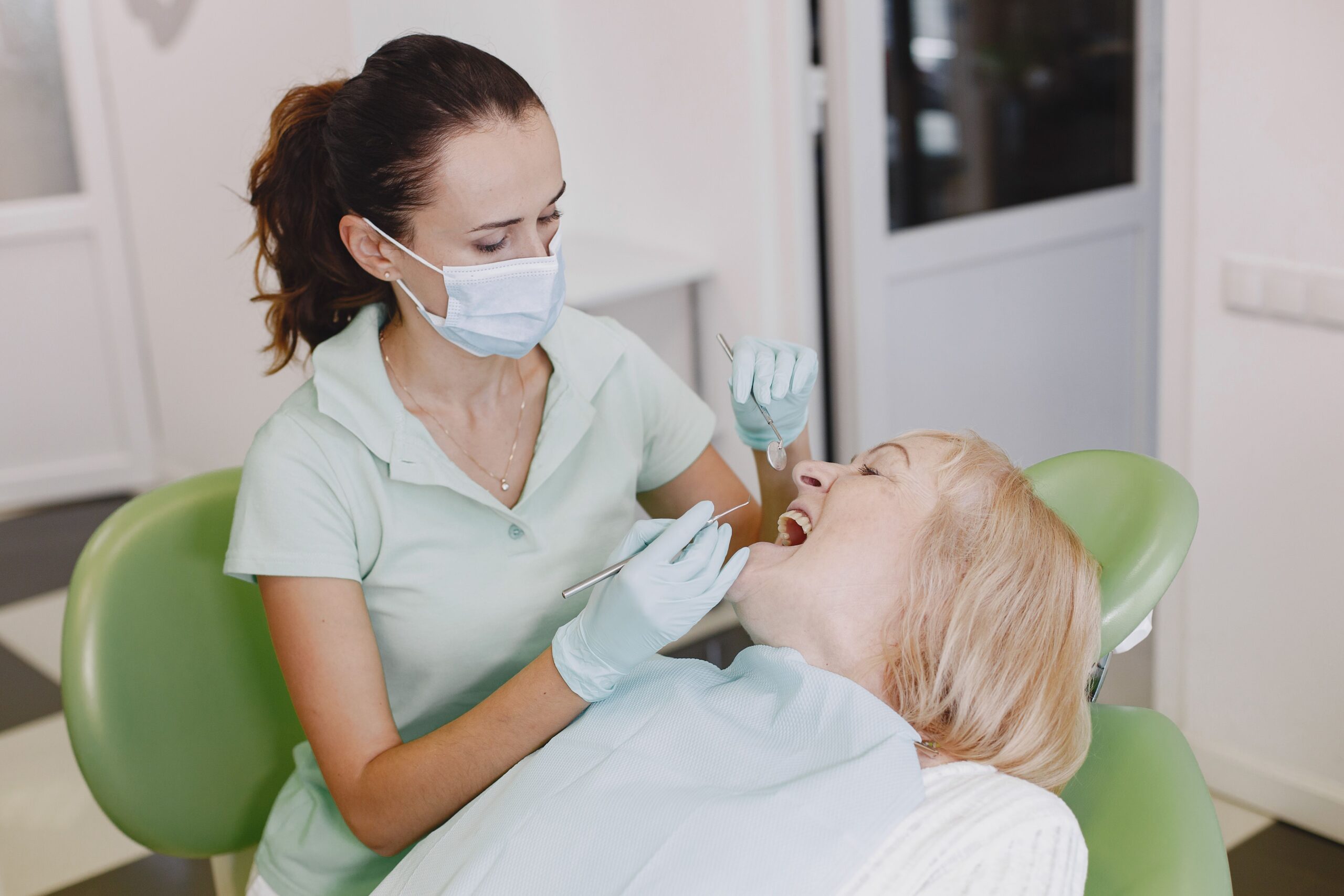 Funciones del higienista dental: Cómo delegar para rentabilizar tu clínica